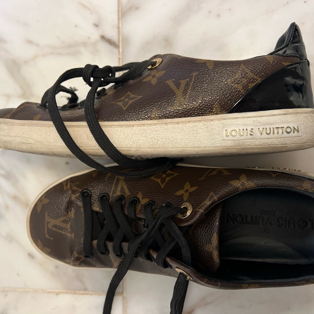 Louis Vuitton sneakers. 100% Authentic! - Picture 3 of 5